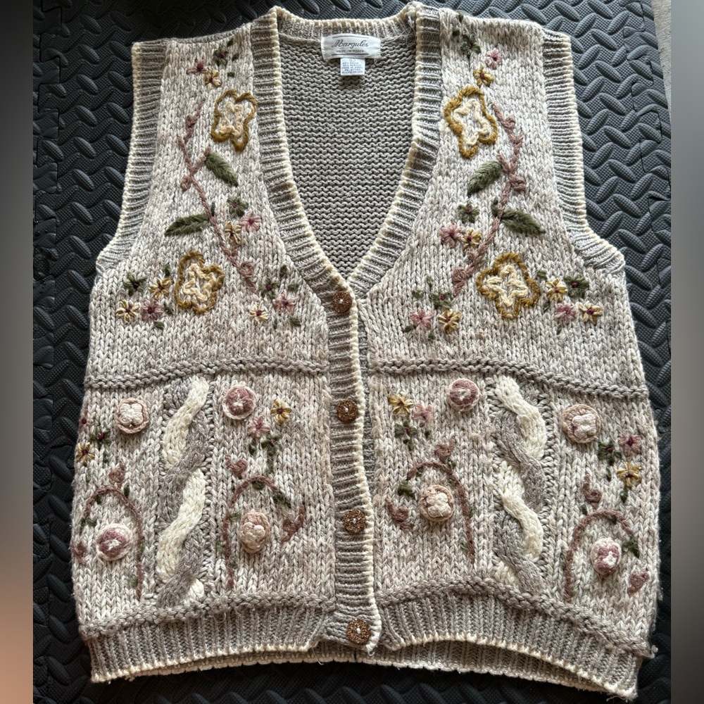 Embroidered Floral Knit Cardigan Vest